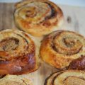 Smöriga, smarriga kanelbullar