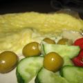 En bit vegetarisk omelett till frukost