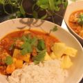 Kycklingcurry med ananas och linser