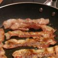 Bacon-tonfisksås