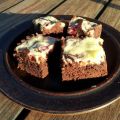 Tigerbrownie med färska hallon