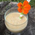 Fruktig smoothie med havtorn, nektarin, banan,[...]
