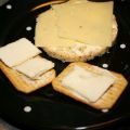 'Schex' (Kex) med brie och prästost